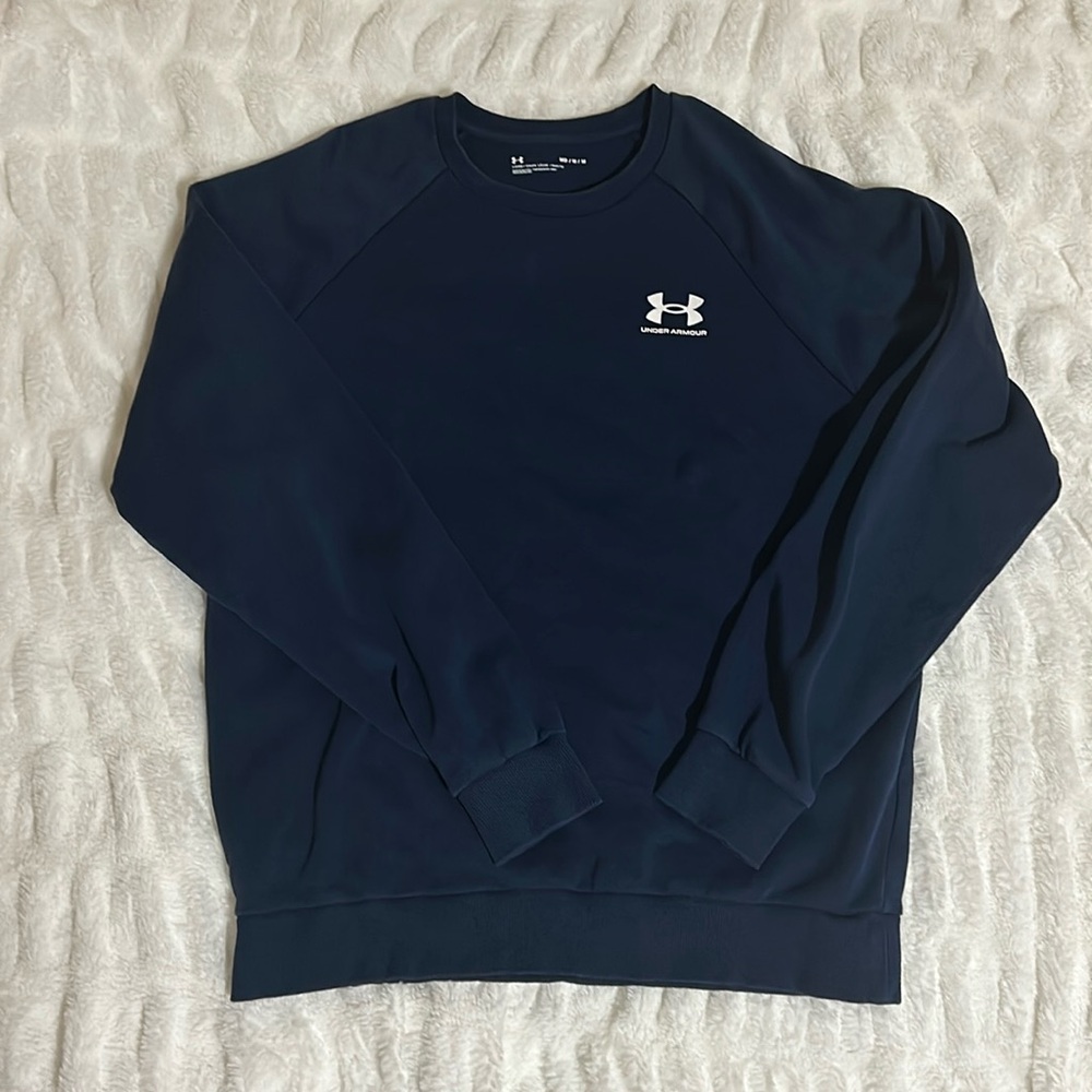 navy blue under armour crewneck sweatshirt